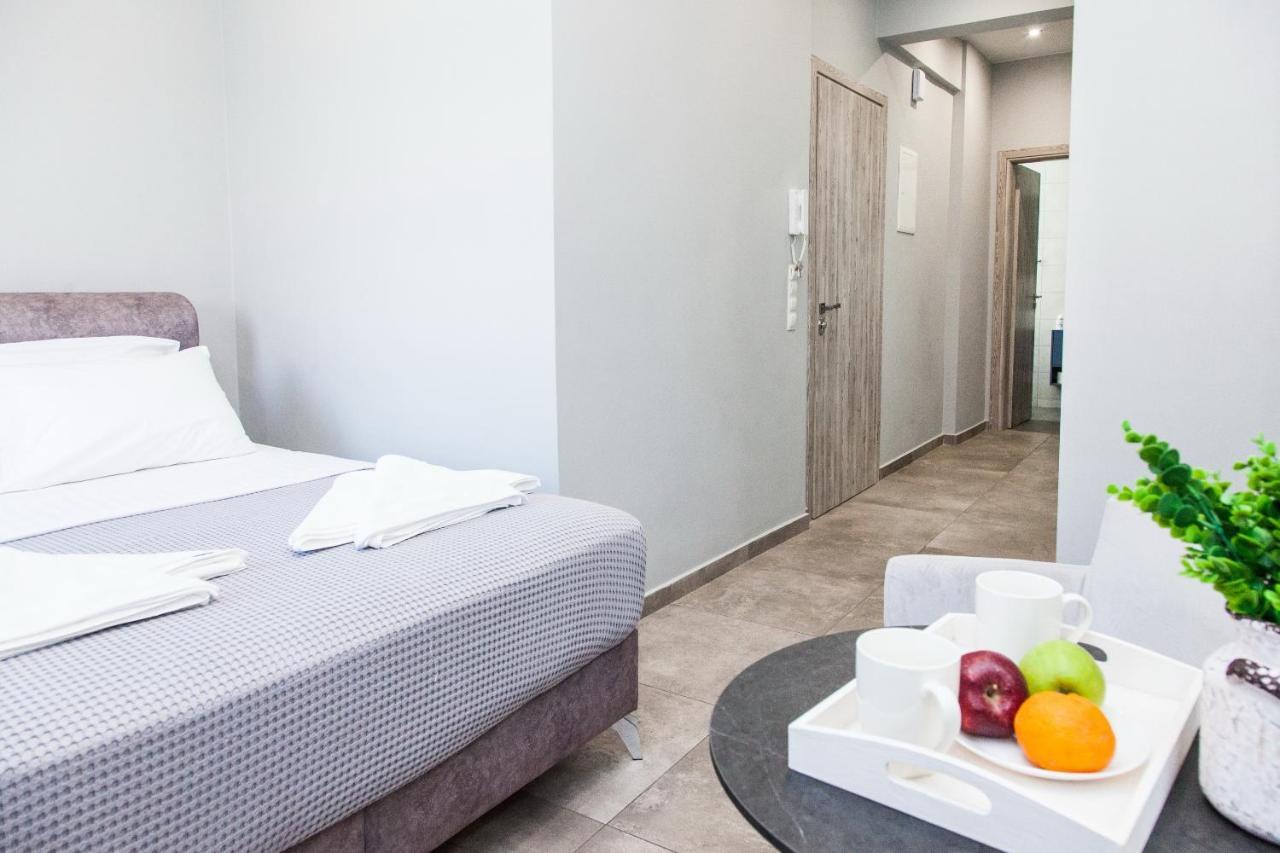 A Spacious Brand New Studio Ideal For 2 A Apartment เอเธนส์ ภายนอก รูปภาพ
